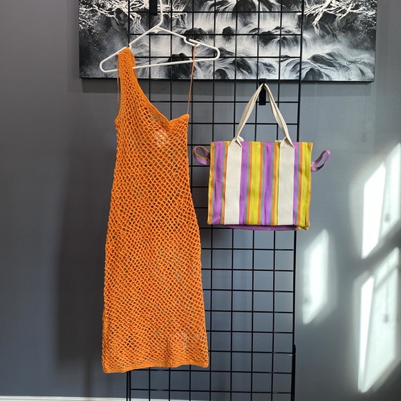 Free people cover up. - Picture 3 of 5